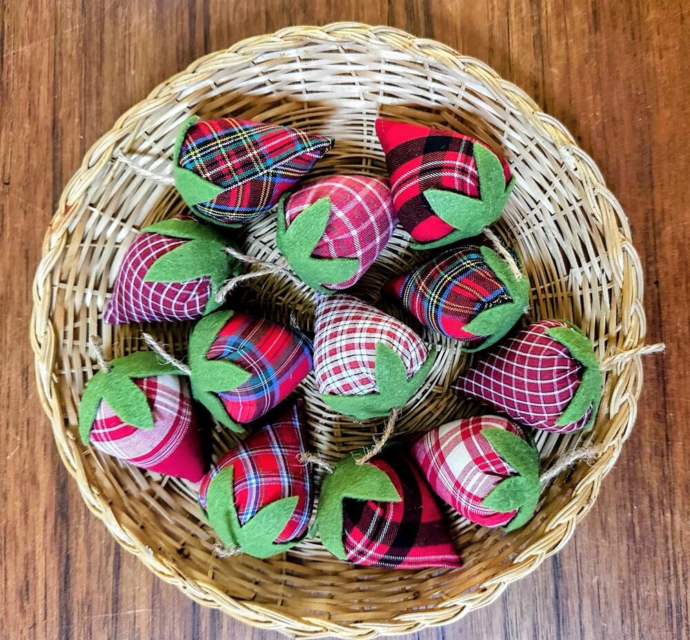 Handmade Group of 12 Primitive Fabric Strawberries Bowl Fillers Red Plaids
